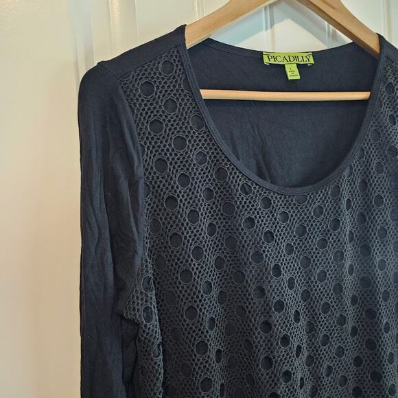 Picadilly Blouse Womens Size Large Black Layed Eyelet Flowing Long Sleeve - Picture 3 of 10